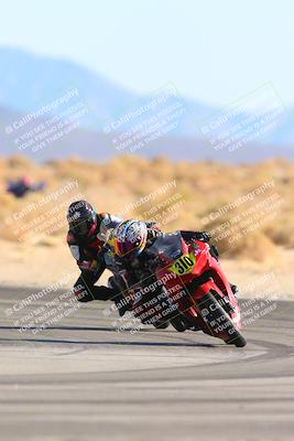 media/Jan-10-2025-CVMA Friday Practice (Fri) [[489e0da257]]/Group 4 and Trackday/Session 4 (Turn 16)/